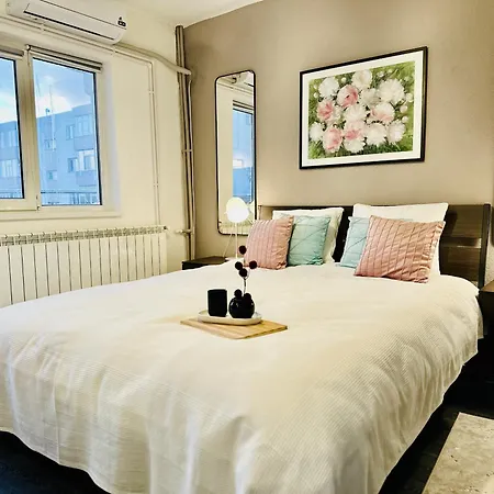 Adria 2bdr Apartment Constanta