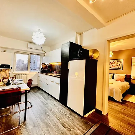 Adria 2bdr Apartment *